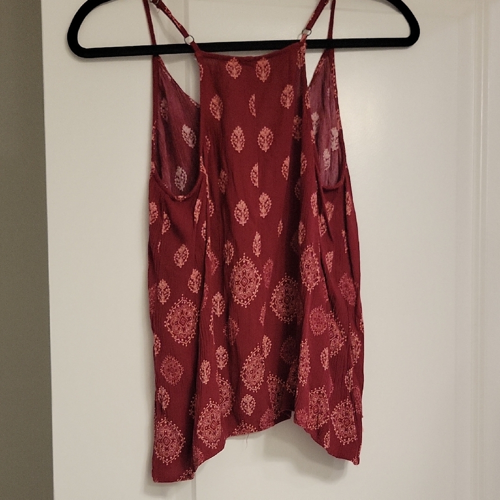 Women's Red Patterned Top - Picture 3 of 3